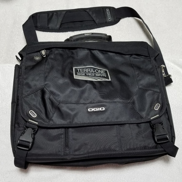 Ogio Laptop bag - Picture 1 of 3